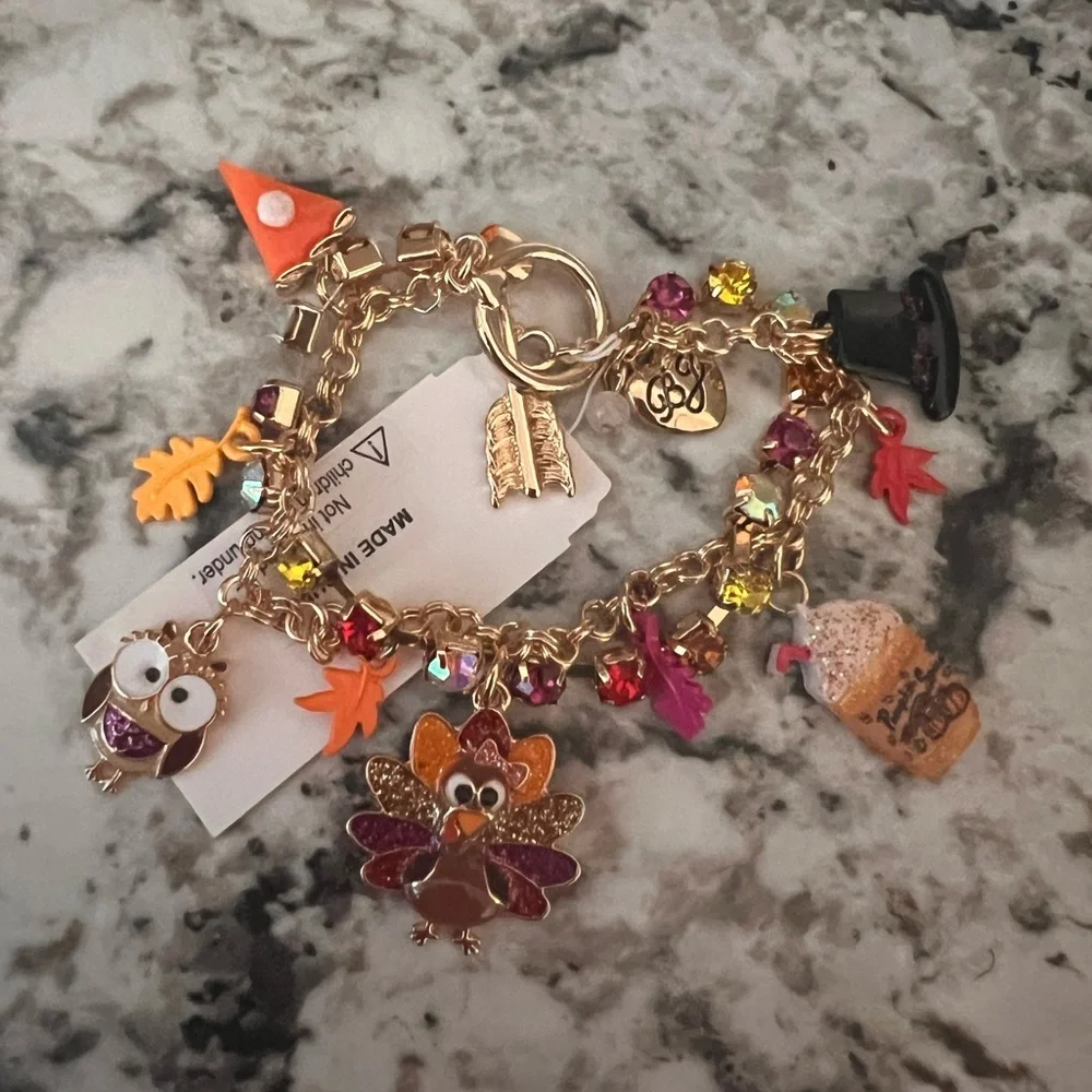 Betsey Johnson Thanksgiving Charm Bracelet - Picture 1 of 1